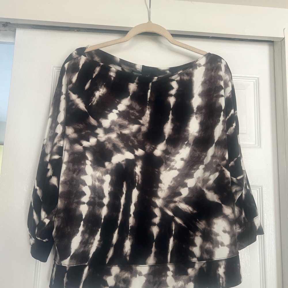 Simply Vera Vera Wang Black and White Blouse